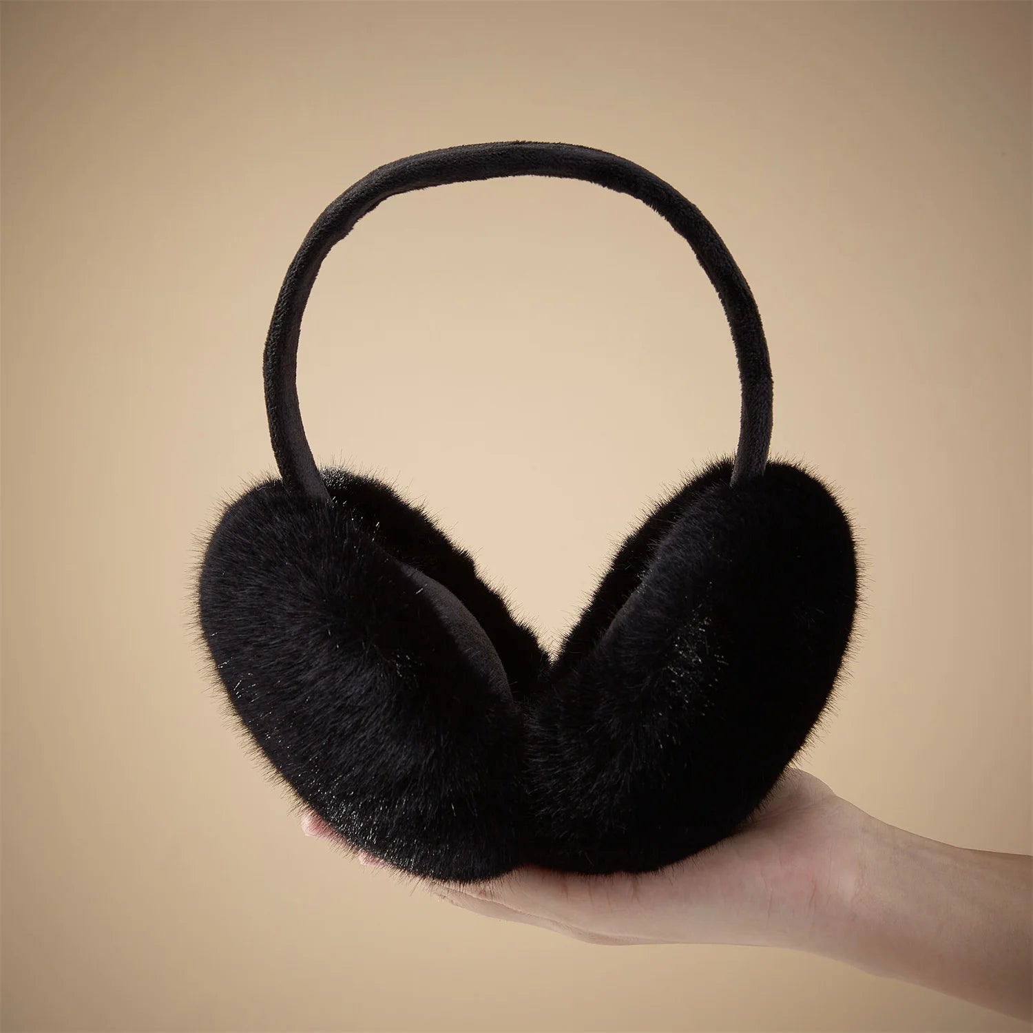 Cache-oreilles en fausses fourrure de lapin
