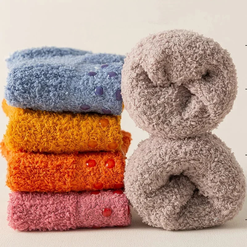 3x Paires de Chaussettes en Peluche Antidérapantes