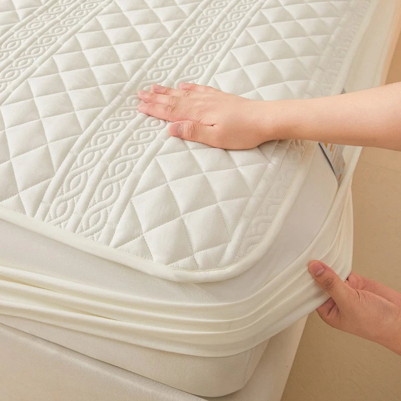 Protège-Matelas Matelassé Antibactérien & Imperméable