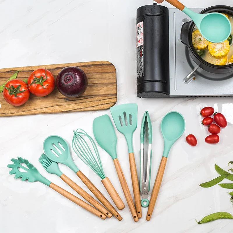 Ensemble d'ustensiles de cuisine Bois et Silicone - 12 pièces + Pot