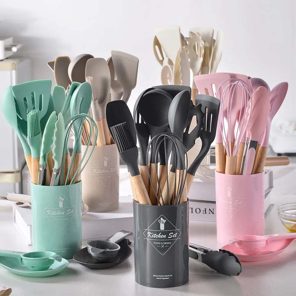 Ensemble d'ustensiles de cuisine Bois et Silicone - 12 pièces + Pot